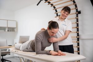 Manuelle Schultertherapie bei ANDRUKONIS Physiotherapie 1140 Wien